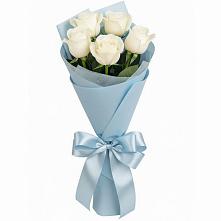 Букет 5 Белых роз Проуд в Бограде