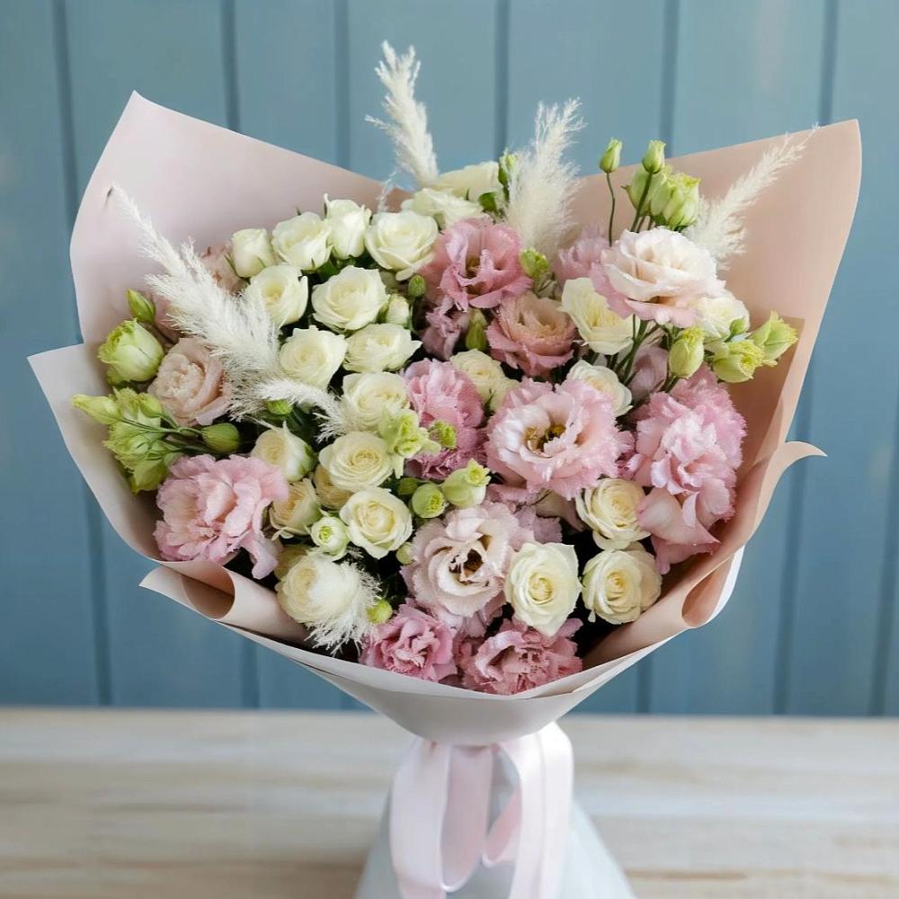 Букет цветов из: Альстромерии и Розы в Бограде