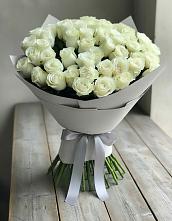 Букет 35 Белых роз в Бограде