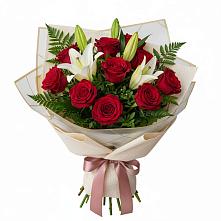 Букет цветов из:  Лилии и Розы в Бограде