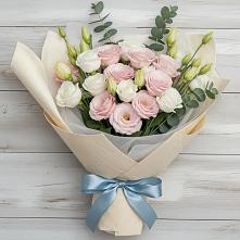 Букет цветов из:  Лизиантусы в Бограде