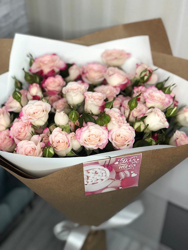 Букет цветов из: Розы в Бограде