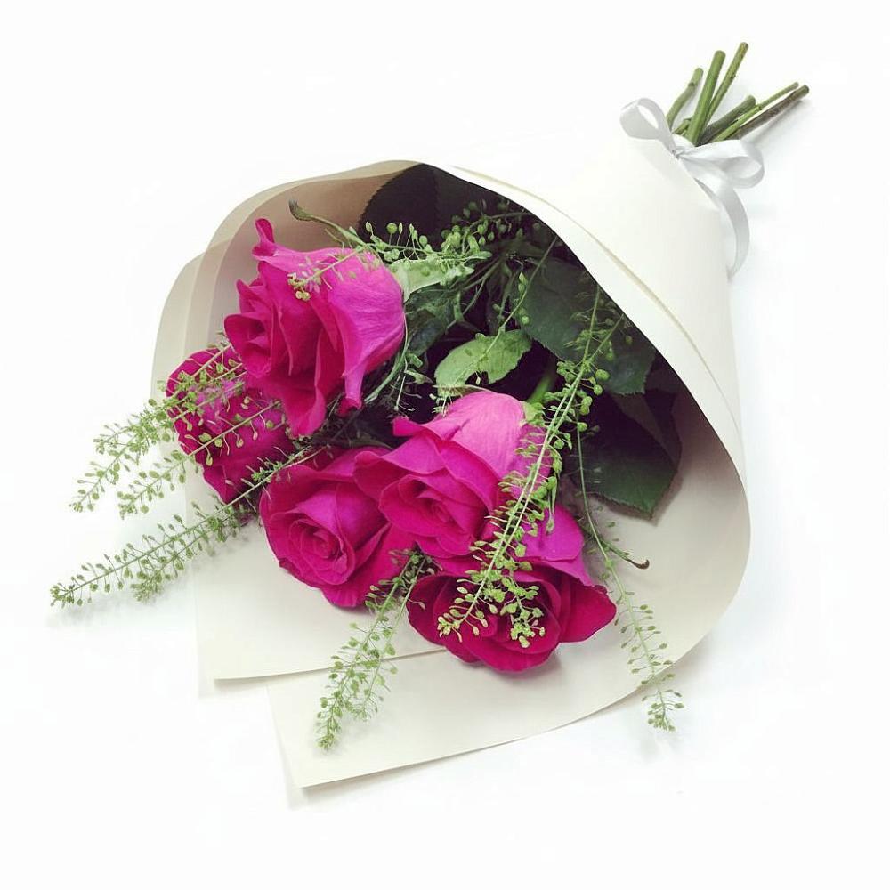 Букет цветов из: Розы в Бограде