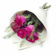 Букет цветов из:  Розы в Бограде