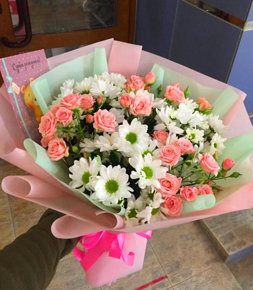 Букет цветов из: Розы и Хризантемы в Бограде