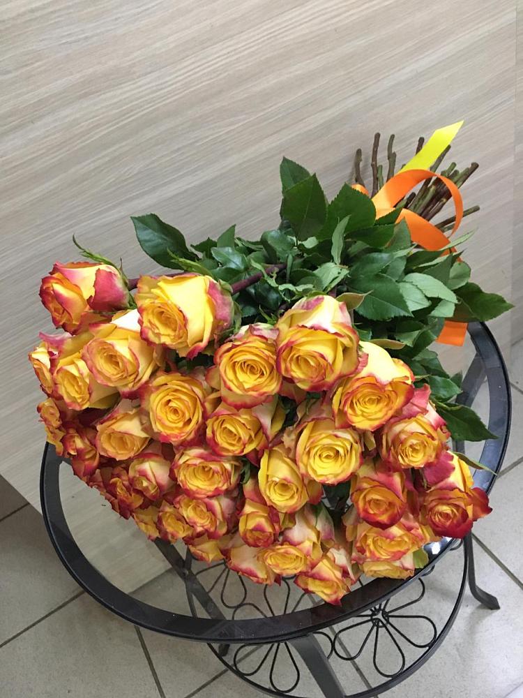 Букет Желтые розы в Бограде