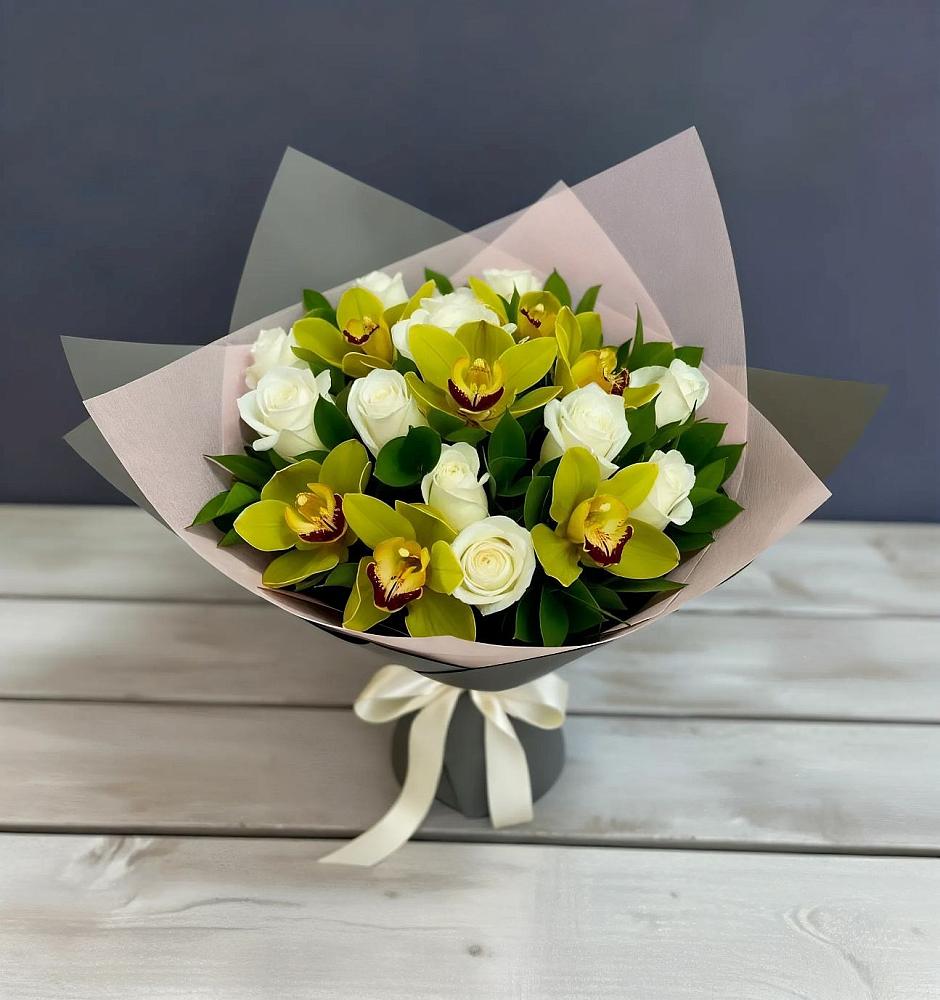 Букет цветов из: Орхидеи и Розы в Бограде