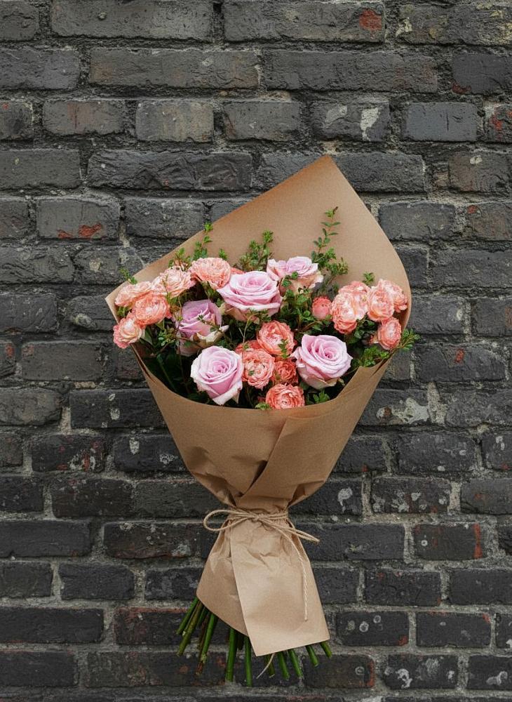 Букет цветов из: Розы в Бограде