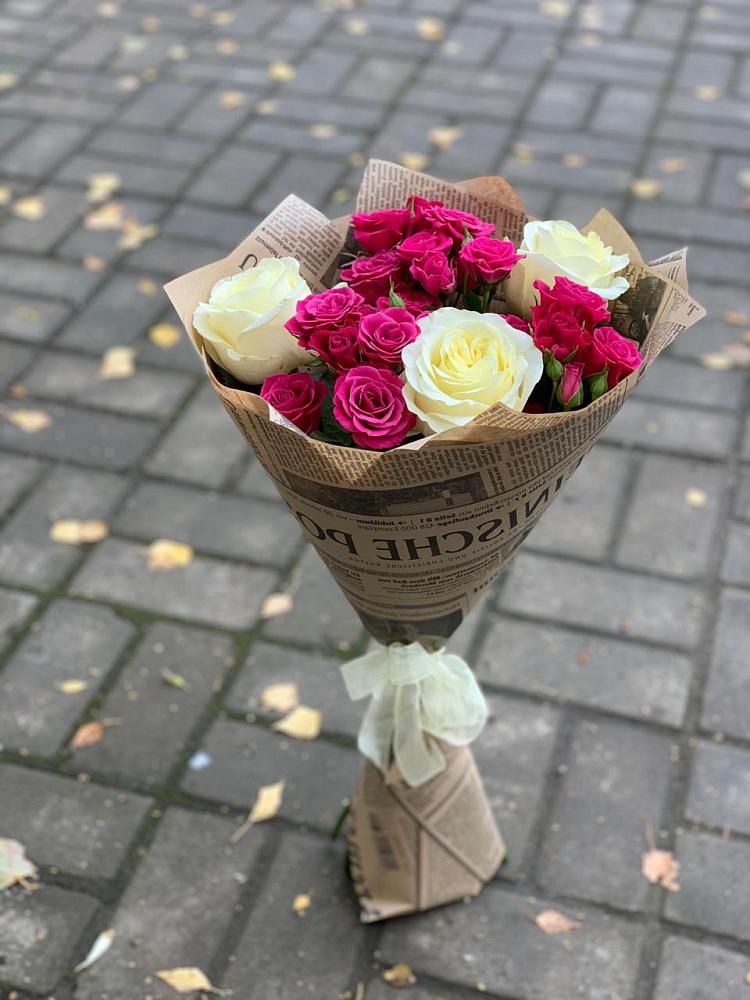 Букет цветов из: Розы в Бограде