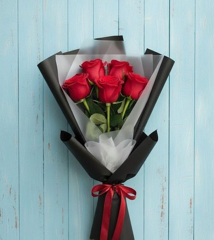 Букет цветов из: Розы в Бограде